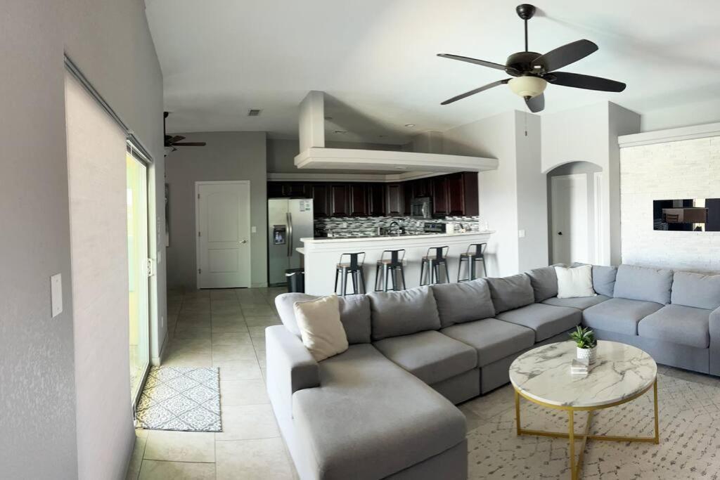 Havasu Retreat! Pool, Spa, Gym & View Lake Havasu City Exterior photo